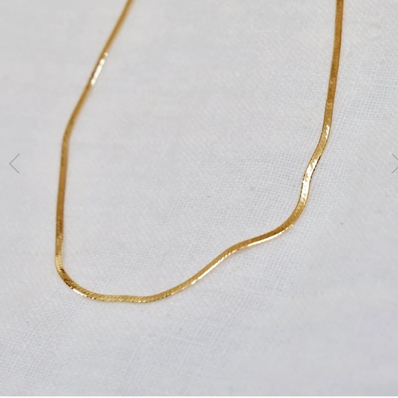 Jewelry - Herringbone necklace 14k gold